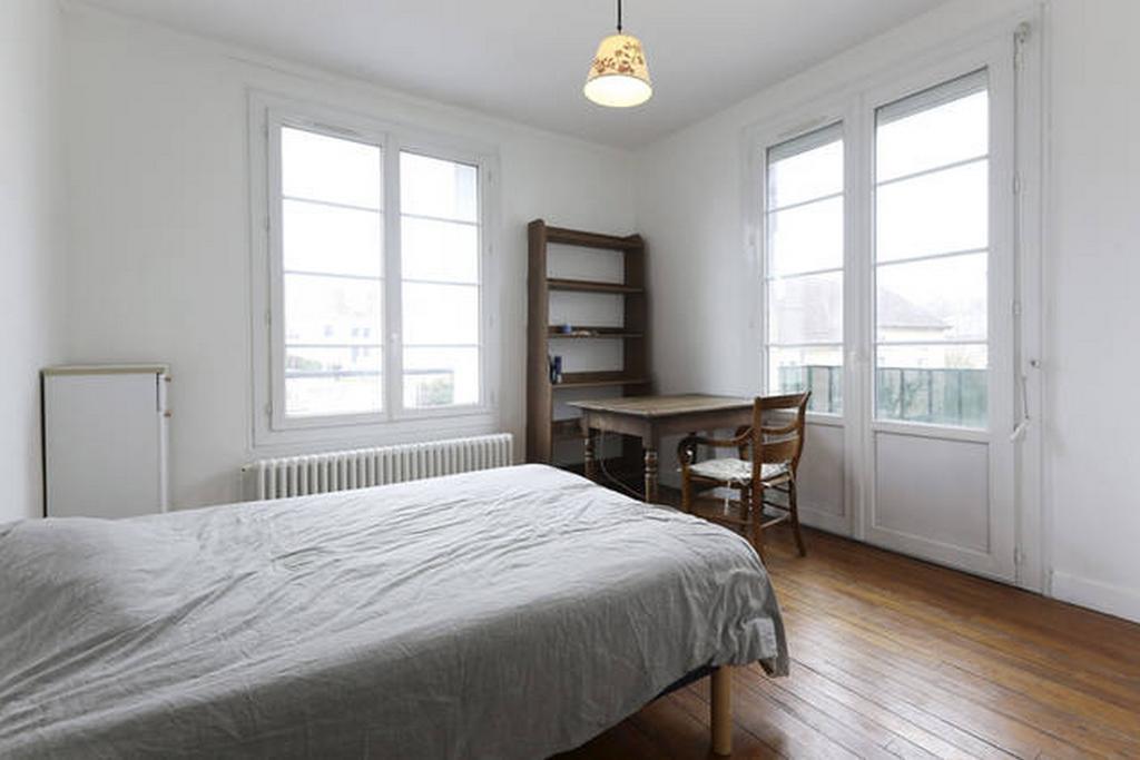 Chambres meublées chez l'habitant dans appartement proche gare sncf Creil Exterior foto